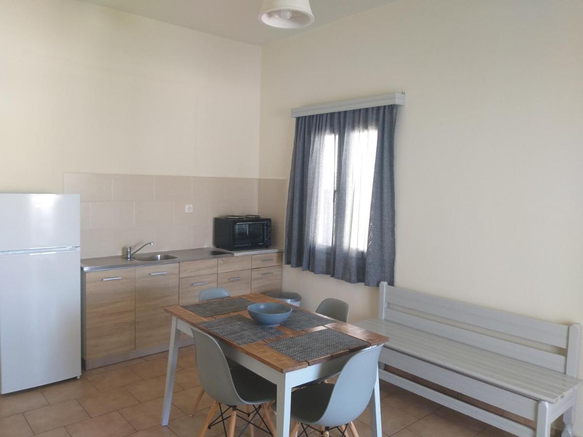 Meltemi Apartment Posidhonia  Ngoại thất bức ảnh