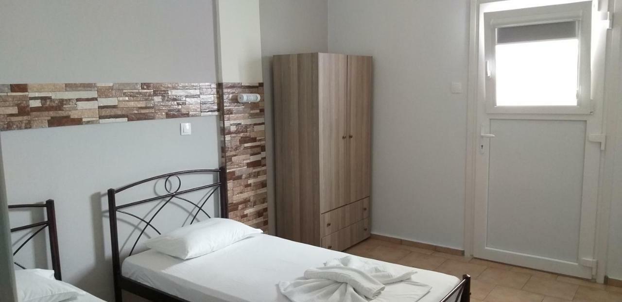 Meltemi Apartment Posidhonia  Ngoại thất bức ảnh